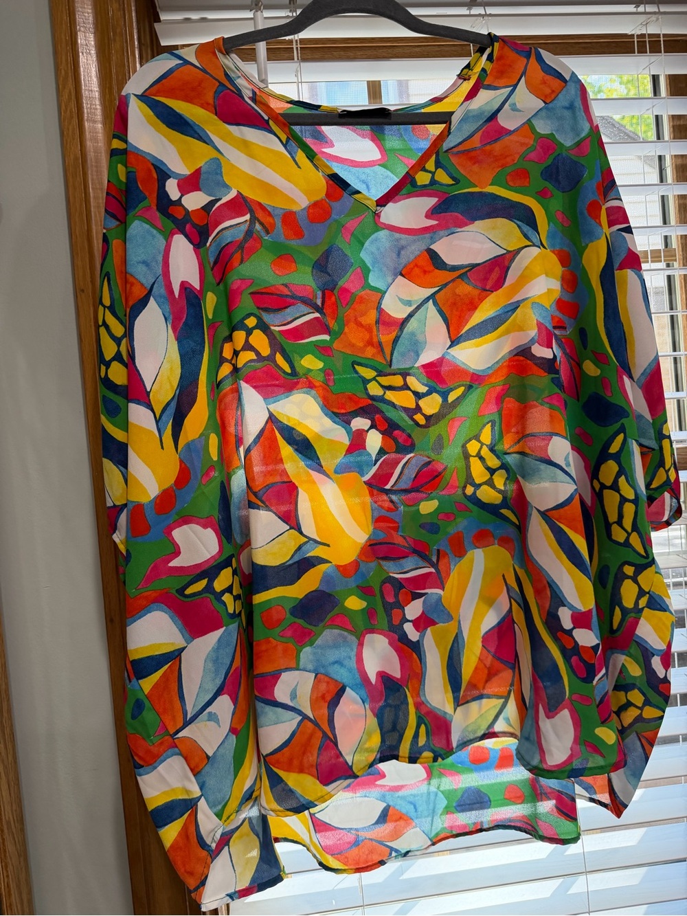 Adrienne Multicolor Abstract Scoop Neck Top - Picture 4 of 5